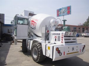 自上料攪拌車怎么樣?用得住嗎? 自上料攪拌車怎么樣?用得住嗎?